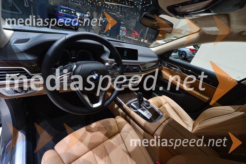 BMW 740Le xDrive86. avtomobilski salon Ženeva 2016