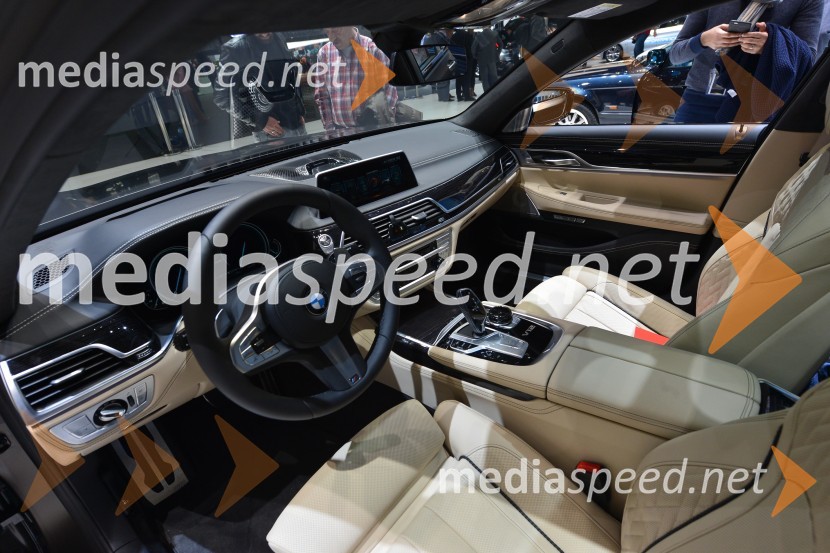 BMW M760Li xDrive86. avtomobilski salon Ženeva 2016