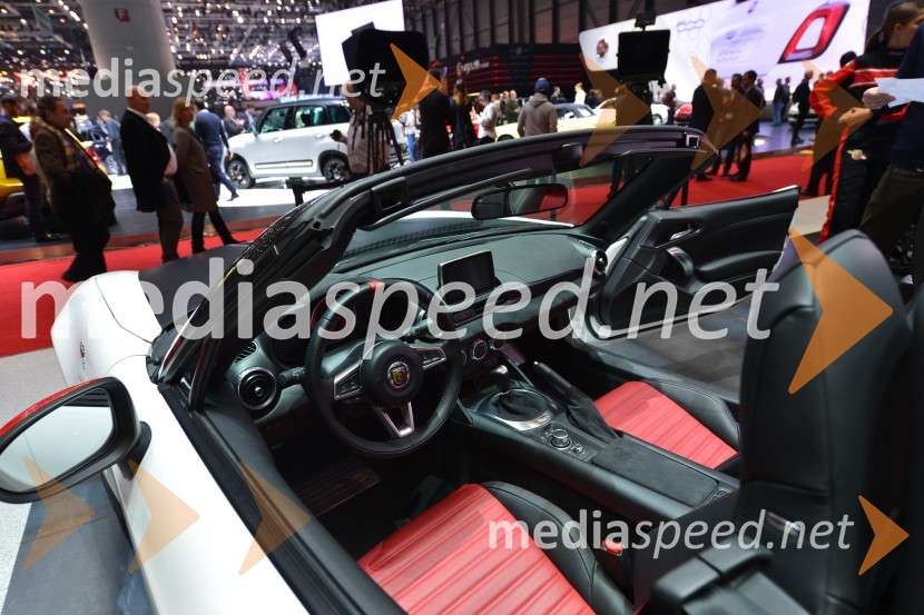 Fiat 124 Spider Abarth86. avtomobilski salon Ženeva 2016