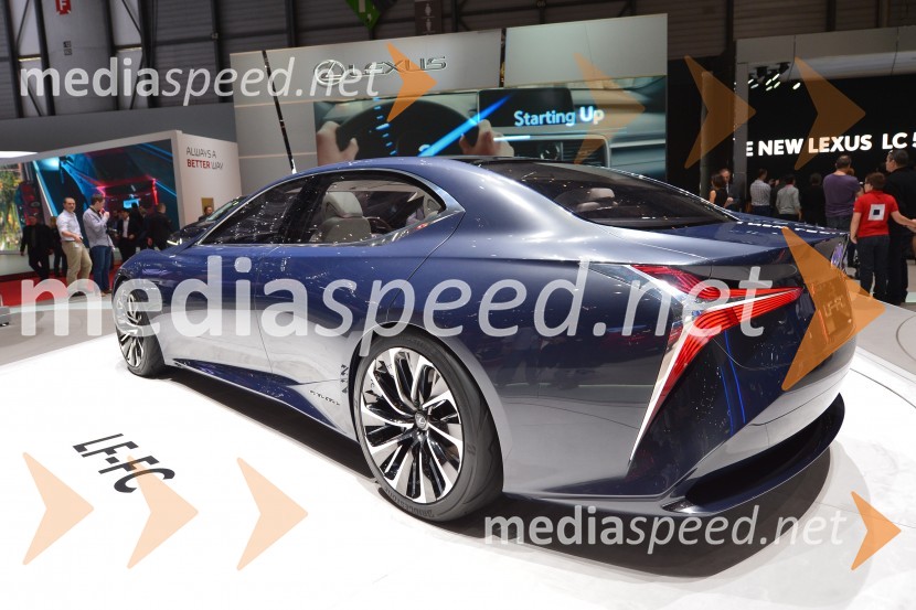Lexus LF-FC86. avtomobilski salon Ženeva 2016