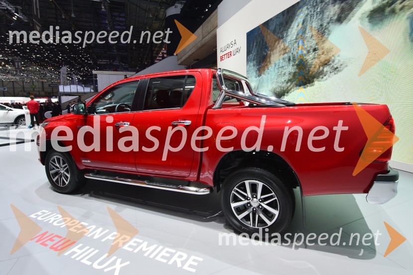 Toyota HiLux86. avtomobilski salon Ženeva 2016