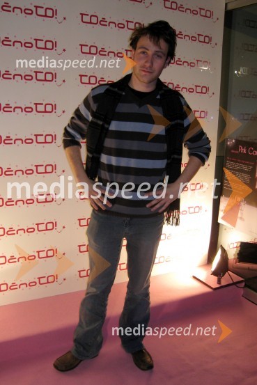  Klemen Slakonja, igralec, komik in TV voditeljKlemen Slakonja in vsi njegovi obrazi