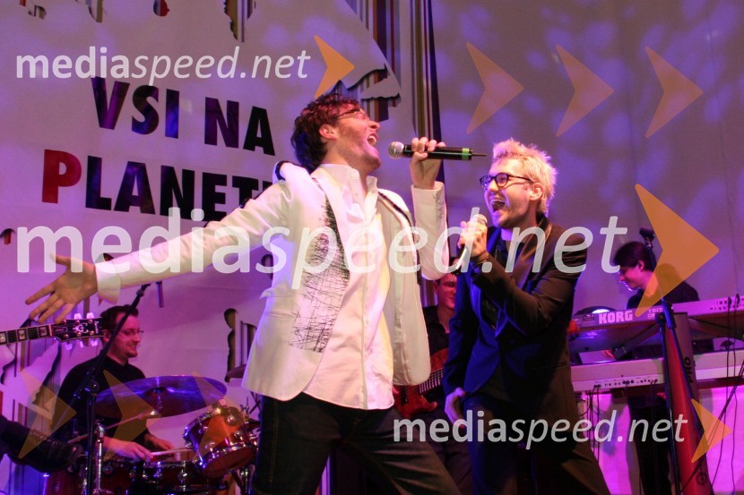  Klemen Slakonja, igralec, komik in TV voditelj;  Anžej Dežan, pevecKlemen Slakonja in vsi njegovi obrazi