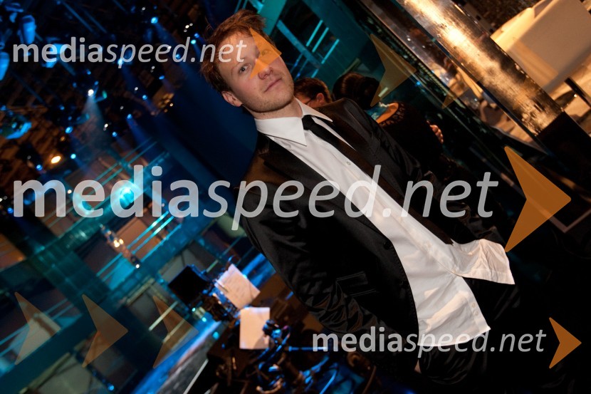  Klemen Slakonja, igralec, komik in TV voditeljKlemen Slakonja in vsi njegovi obrazi