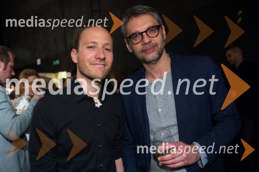  Klemen Slakonja, igralec, komik in TV voditelj;  Primož Ekart, igralec, režiserKlemen Slakonja in vsi njegovi obrazi