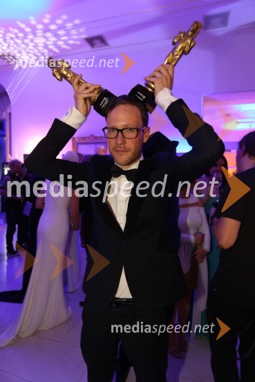  Klemen Slakonja, igralec, komik in TV voditeljKlemen Slakonja in vsi njegovi obrazi