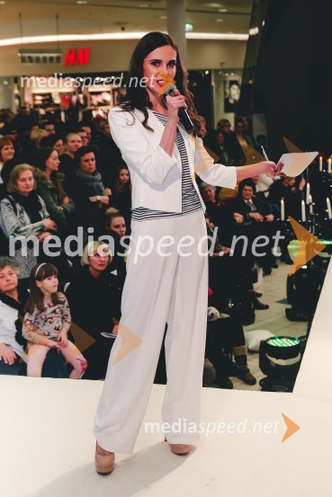  Ula  Furlan, igralka, voditeljicaEuroparkova pomladna modna revija 2016
