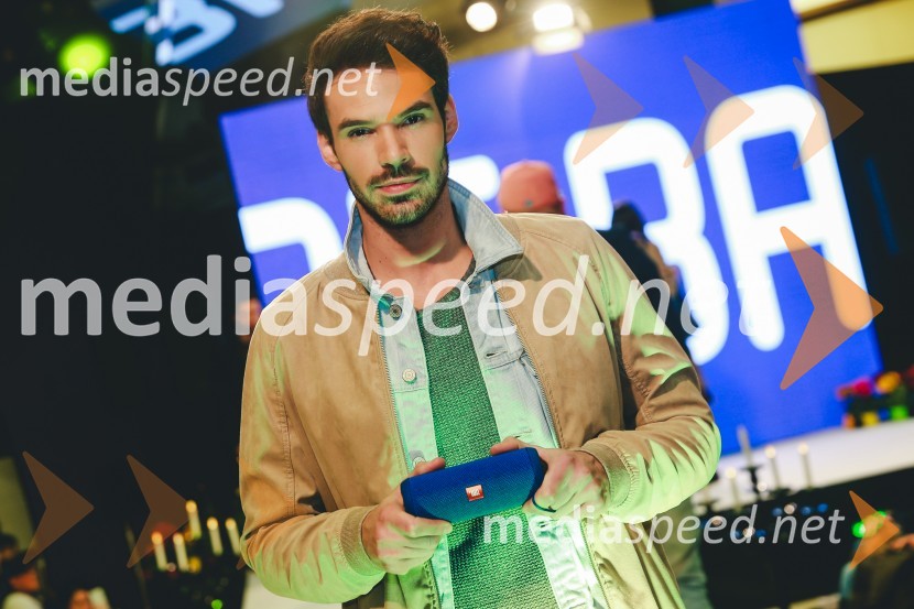  Matjaž Kumelj, manekenEuroparkova pomladna modna revija 2016