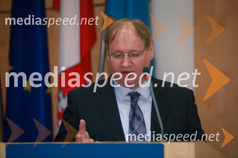 doc. dr. Milan Ojsteršek, Fakulteta za elektrotehniko, računalništvo in informatiko, UMPromocija doktorjev znanosti UM, marec 2016