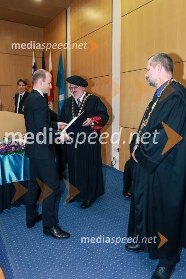  dr. Tine Konjedic, Fakulteta za elektrotehniko, računalništvo in informatiko; prof. dr. Igor Tičar, rektor, Univerza v Mariboru; prof. dr. Borut  Žalik, dekan, Fakulteta za elektrotehniko, računalništvo in informatiko, Univerza v MariboruPromocija doktorjev znanosti UM, marec 2016