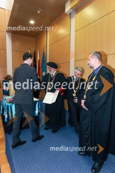  dr. Lucijan  Korošec, Fakulteta za elektrotehniko, računalništvo in informatiko, Univerza v Mariboru; prof. dr. Igor Tičar, rektor, Univerza v MariboruPromocija doktorjev znanosti UM, marec 2016