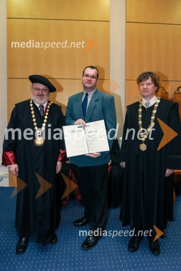 prof. dr. Bojan Tičar, prodekan, Fakulteta za varnostne vede, Univerza v Mariboru;  dr. Gregor Žerjav, Fakulteta za kemijo in kemijsko tehnologijo, Univerza v Mariboru; prof. dr. Zdravko Kravanja, Fakulteta za kemijo in kemijsko tehnologijo, Univerza v MariboruPromocija doktorjev znanosti UM, marec 2016