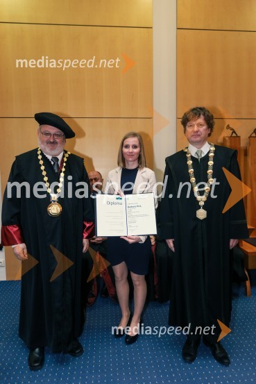 prof. dr. Igor Tičar, rektor, Univerza v Mariboru; dr. Barbara Pirš, Fakulteta za kemijo in kemijsko tehnologijo, Univerza v Mariboru; prof. dr. Zdravko Kravanja, Fakulteta za kemijo in kemijsko tehnologijo, Univerza v MariboruPromocija doktorjev znanosti UM, marec 2016