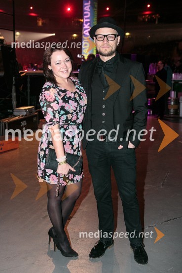  Barbara Imperl, tekmovalka resničnostnega šova Kmetija: Nov začetek;  Primož Siter, glasbenik in radijski moderator, Rock RadioAktualov dan žena 2016