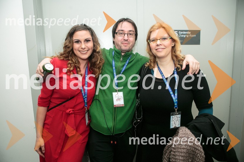  Ajda Mlakar, radijska voditlejica;  Tony Carter, radijski voditelj;  Katarina Puček, radijska voditeljicaAktualov dan žena 2016