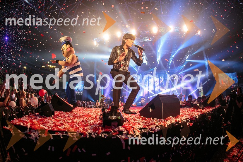  Jasmin Stavros, pevecAktualov dan žena 2016