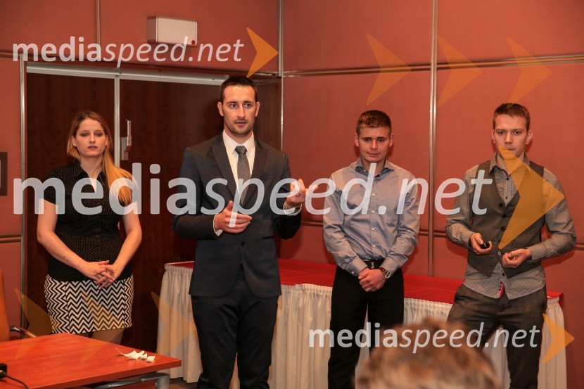  Martina Lubšina;  Jure Rogač, mentor ekipe iz EPF;  Sandi Žnidarič;  Jure PandelCFA Institute Research Challenge 2016, lokalni finale