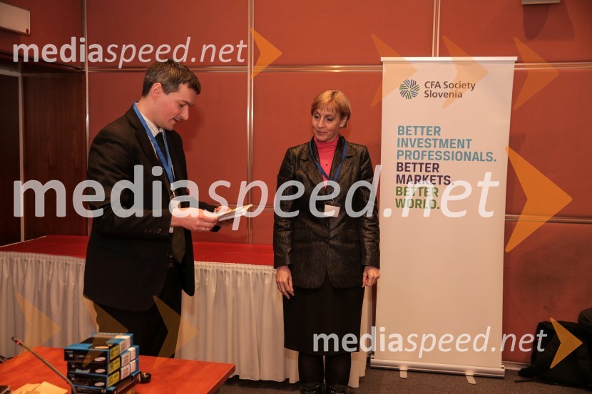 Bojan Ivanc, CFA, CAIA, vodja analitske skupine SKEP GZS; mag. Irena  Vodopivec Jean, viceguvernerka, Banka SlovenijeCFA Institute Research Challenge 2016, lokalni finale