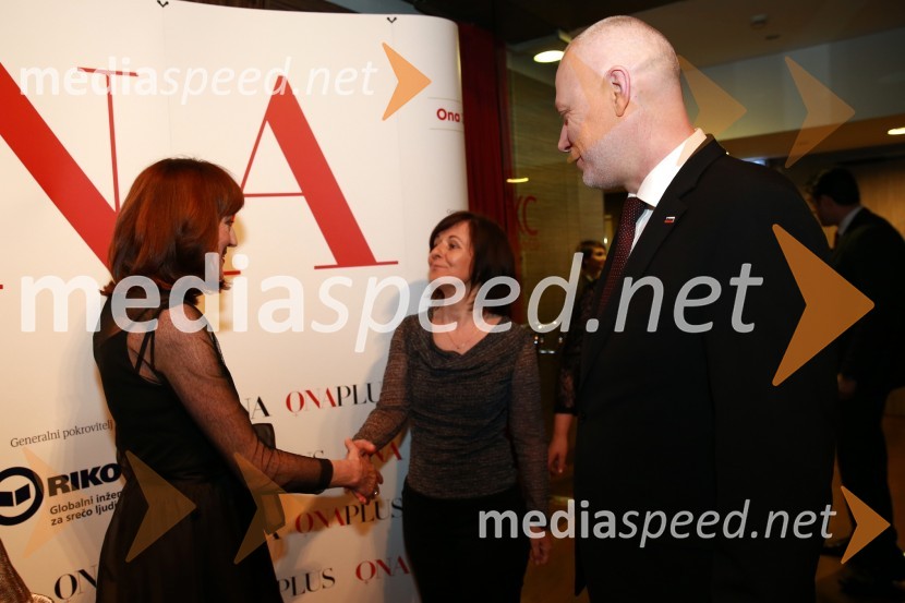 Sabina Obolnar, urednica revij Ona ter Onaplus;  Mateja Gantar; dr. Milan Brglez, predsednik Državnega zbora Republike SlovenijeOna 365 za leto 2015 je Maja Plaz
