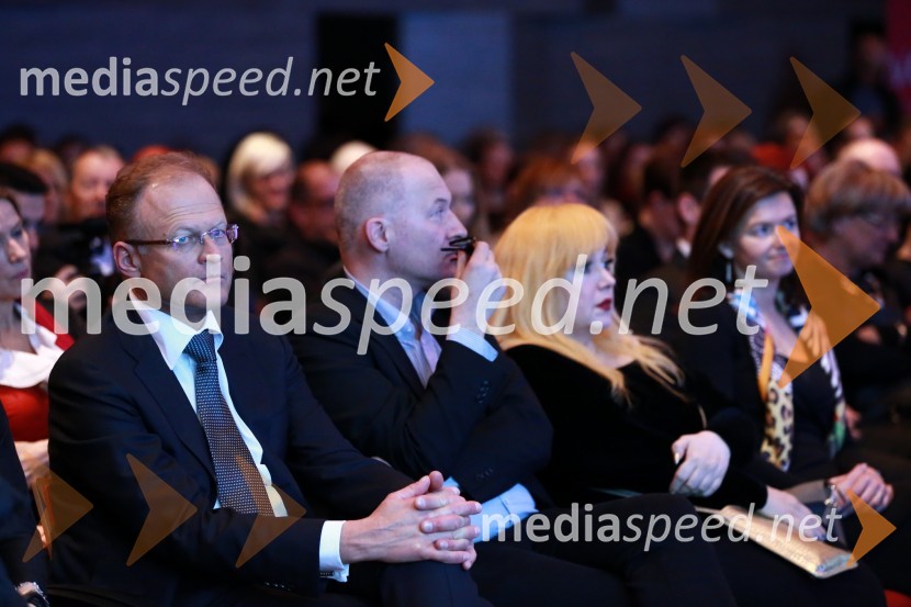  Janez  Škrabec, direktor Riko d.o.o., predsednik Slovensko-ruskega poslovnega sveta, predsednik Lions kluba Ljubljana IliriaOna 365 za leto 2015 je Maja Plaz