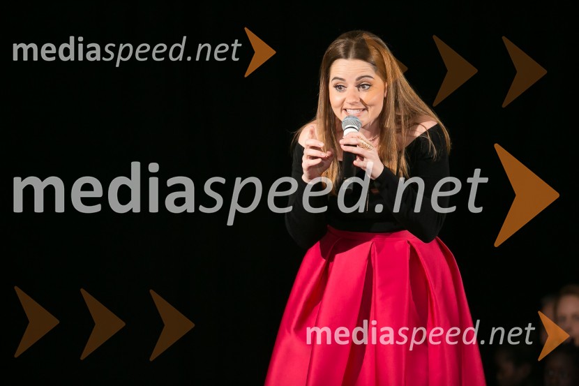  Katja Verderber - Katarina Mala, pevka1. ženska salamiada v Sevnici na dan mučenikov razvajala dame