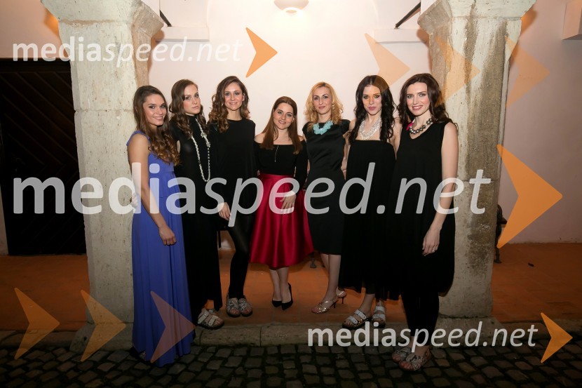  Tina Petelin, Miss Slovenije 2009;  Tajda Senič, manekenka;  Stefanija Bojic, manekenke in tv voditeljics;  Katja Verderber - Katarina Mala, pevka;  Nives Orešnik, Miss Slovenije 2012;  Eva Pakiž, manekenka;  Nataša Pinoza Grilc, Miss Universe Slovenije 20061. ženska salamiada v Sevnici na dan mučenikov razvajala dame