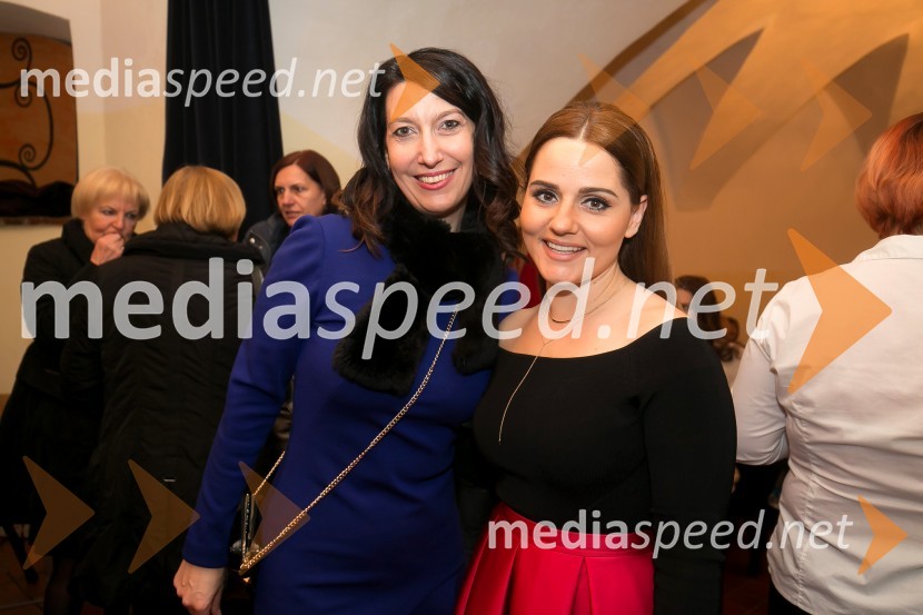  Petra Kancler, novinarka;  Katja Verderber - Katarina Mala, pevka1. ženska salamiada v Sevnici na dan mučenikov razvajala dame