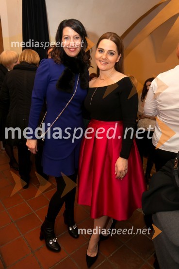  Petra Kancler, novinarka;  Katja Verderber - Katarina Mala, pevka1. ženska salamiada v Sevnici na dan mučenikov razvajala dame