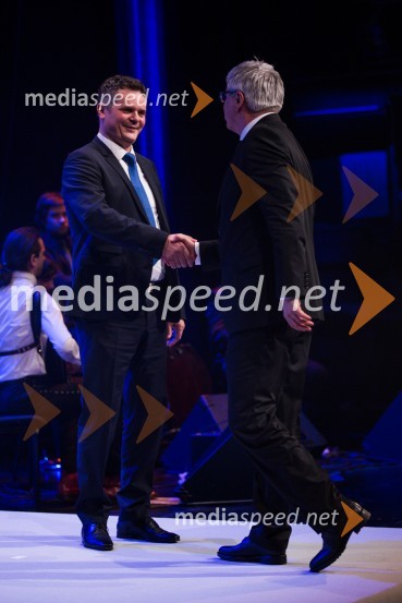  Alen  Šinko, KOVIS proizvodna družba;  Samo Hribar Milič, generalni direktor GZS48. podelitev nagrad Gospodarske zbornice Slovenije