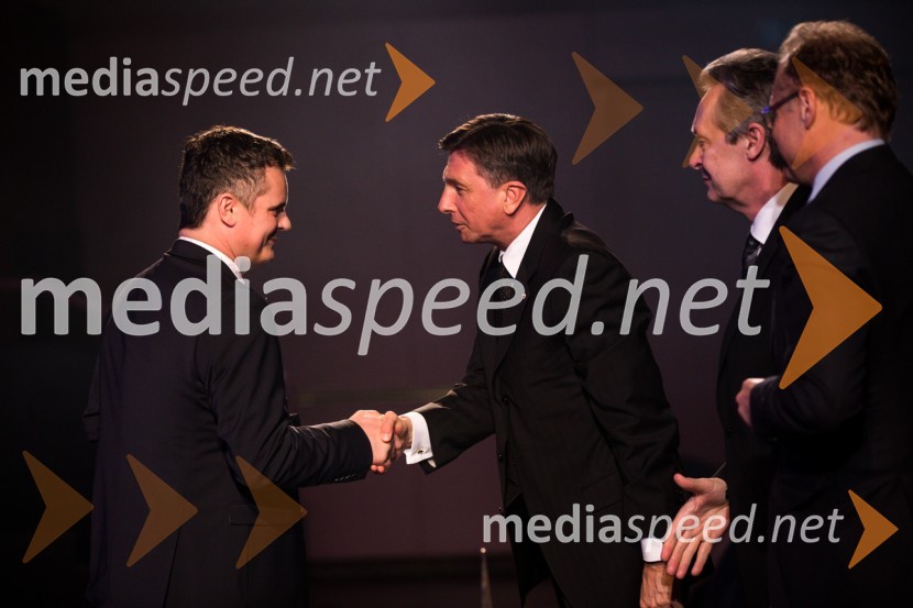  Alen  Šinko, KOVIS proizvodna družba;  Borut Pahor, predsednik Republike Slovenije48. podelitev nagrad Gospodarske zbornice Slovenije