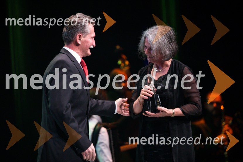  dr. Nastran Janez; dr. Jožica Rejec, direktorica Domel d.o.o., Železniki48. podelitev nagrad Gospodarske zbornice Slovenije