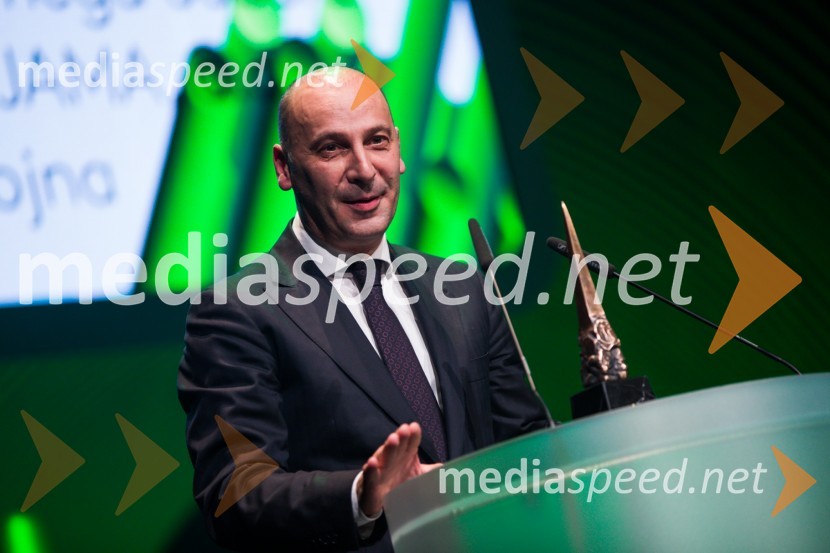  Marjan  Batagelj, predsednik upravnega odbora, Postojnska jama48. podelitev nagrad Gospodarske zbornice Slovenije