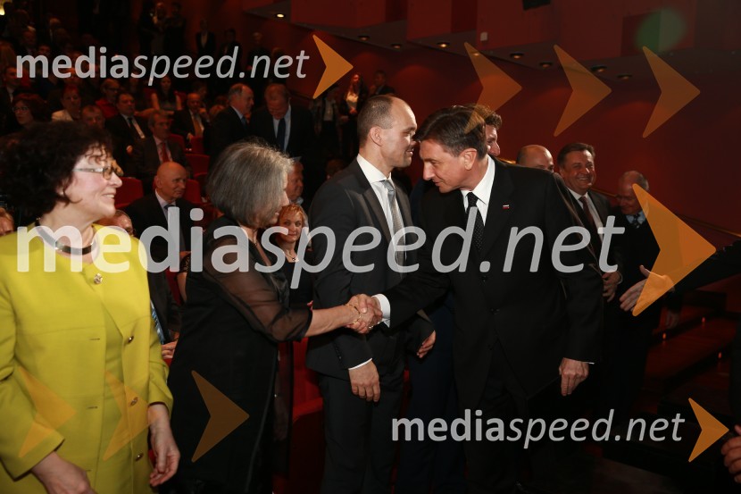  Sonja  Šinigoj, direktorica SAOP d.o.o.; dr. Jožica Rejec, direktorica Domel d.o.o., Železniki;  Borut Pahor, predsednik Republike Slovenije48. podelitev nagrad Gospodarske zbornice Slovenije