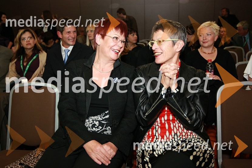 Mag. Nada Serajnik Sraka, Urad vlade RS za komuniciranje in predsednica programskega odbora 11. SKOJ-a in Bojana Leskovar, Mercator11.SKOJ (Slovenska konferenca o odnosih z javnostmi) 2007, 2.dan
