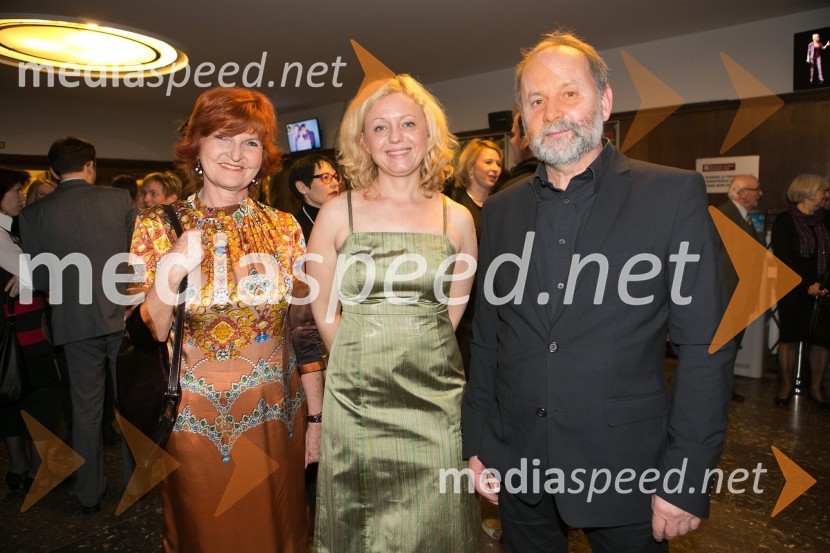  ... ; mag. Tina Kosi, upravnica SLG Celje;  ... Dnevi komedije 2016, zaključek festivala