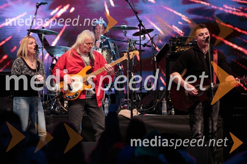  Nataša Koblar, skupina Nočni skok;  Egon Godina, skupina Nočni skok;  Bruno Viler, skupina Nočni skok;  ... Open Air Planica 2016