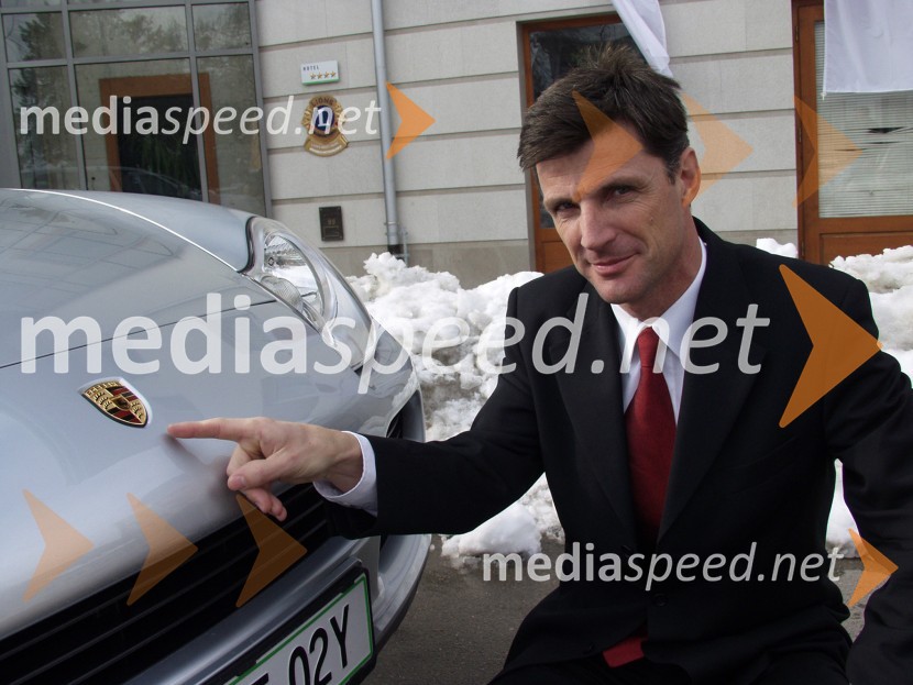 Jernej Dragoš, vodja znamke Porsche pri podjetju Porsche Slovenija d.o.o.Jernej Dragoš, vodja znamke Porsche pri podjetju Porsche Slovenija d.o.o.