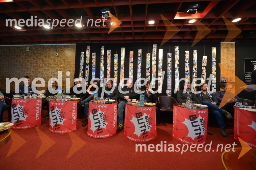  Tibor Mihelič Syed, direktor, Slovensko mladinsko gledališče;  Marinka Poštrak,  umetniška vodja Prešernovega gledališča Kranj;  Goran Injac, umetniški vodja, Slovensko mladinsko gledališče;  Vito Taufer, režiser;  Emil  Filipčič, režiser;  Marko  Derganc, igralec in pisatelj;  Blaž Šef, igralec;  ... ;  Stane Tomazin, igralec;  ... Butnskala, novinarska konferenca pred premiero predstave