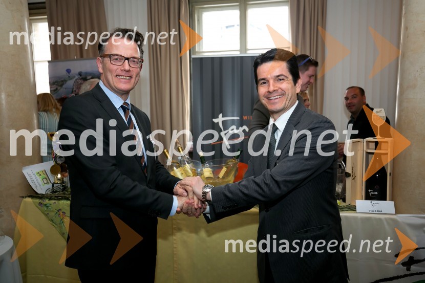  Blaž  Golob, Smartis d.o.o.;  ... Zlati kamen 2016, podelitev priznanj