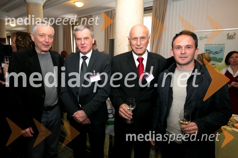  ... ;  Žarko Kodermac, podžupan, Občina Brda;  Franc Mužič, župan, Občina Brda;  ... Zlati kamen 2016, podelitev priznanj