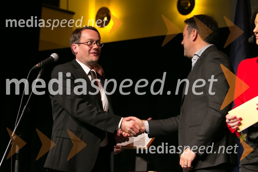 mag. Klemen Potisek, državni sekretar, Ministrstvo za infrastrukturo ;  Matej Arčon, župan, Občina Nova GoricaZlati kamen 2016, podelitev priznanj