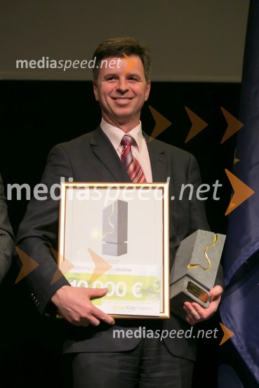  Dejan Crnek, podžupan, Mestna občina Ljubljana, Lista Zorana Jankovića, predsednik športnega društva Narodni domZlati kamen 2016, podelitev priznanj