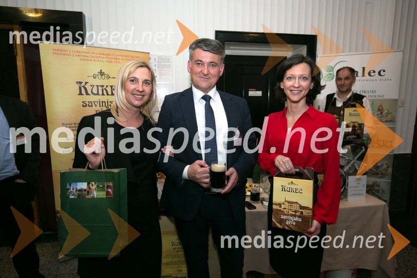  ... ;  Janko Kos, župan občine Žalec;  Saša Mrak, Planet GV, vodja programskega odbora Zlati kamenZlati kamen 2016, podelitev priznanj