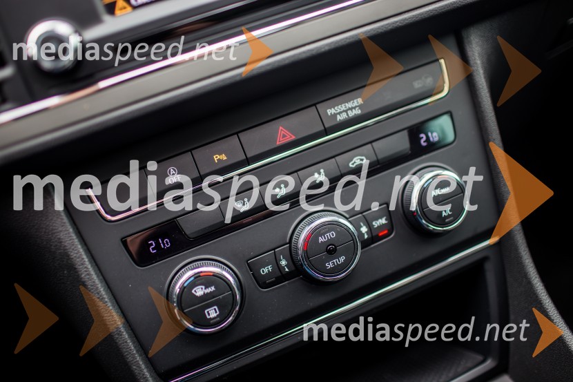 Seat Leon X-Perience 1.6 TDI CR 4Drive Start/Stop, enostavno in funkcionalnoSeat Leon X-Perience 1.6 TDI CR 4Drive Start/Stop, mediaspeed test