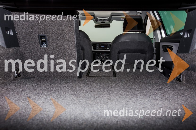 Seat Leon X-Perience 1.6 TDI CR 4Drive Start/Stop, s podiranjem zadnje klopi dosežemo večjo prostorsko prilagodljivostSeat Leon X-Perience 1.6 TDI CR 4Drive Start/Stop, mediaspeed test