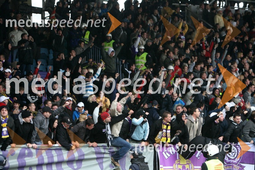 NavijačiNogometna tekma, Slovenski pokal, NK Maribor proti NK Olimpija