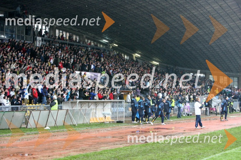 NavijačiNogometna tekma, Slovenski pokal, NK Maribor proti NK Olimpija