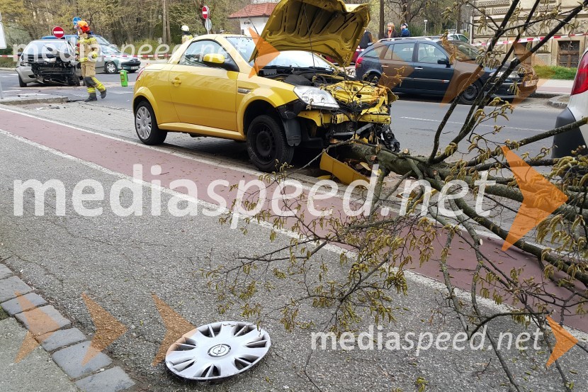 Prometna nesreča, križišče Maistrove ulice ter Ulice heroja StanetaPrometna nesreča v Mariboru