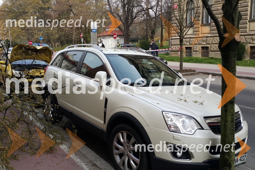 Prometna nesreča, križišče Maistrove ulice ter Ulice heroja StanetaPrometna nesreča v Mariboru