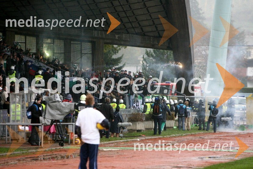 Navijači NK Olimpija 
Nogometna tekma, Slovenski pokal, NK Maribor proti NK Olimpija